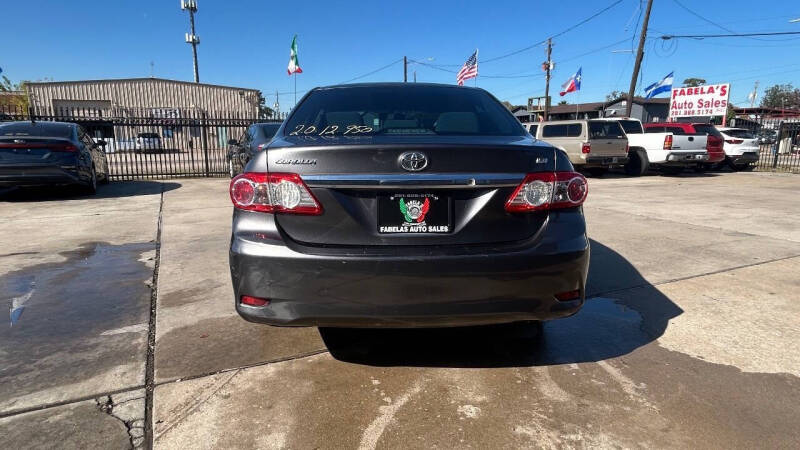 2013 Toyota Corolla LE