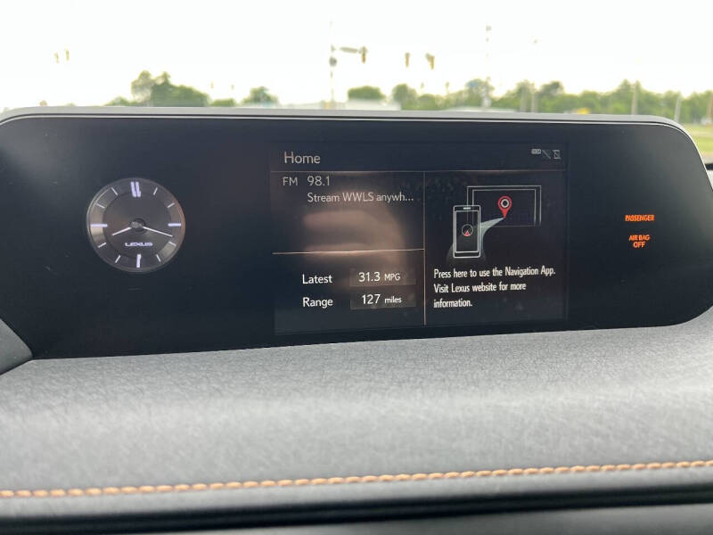 2019 Lexus UX 200