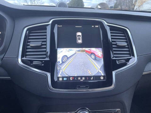 2023 Volvo XC90 Recharge T8 Ultimate Bright Theme 7P