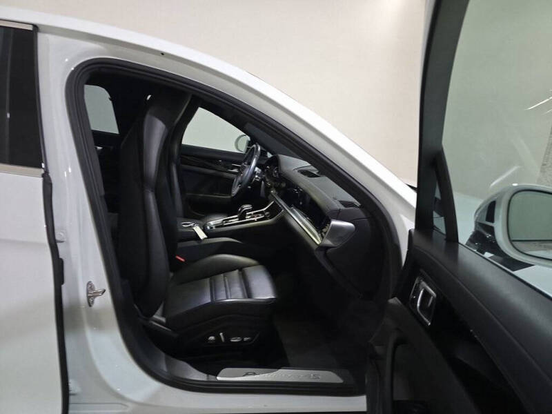 2018 Porsche Panamera 4S