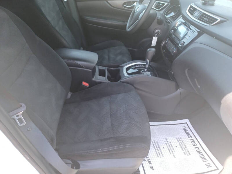 2016 Nissan Rogue S