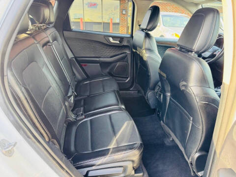 2020 Ford Escape Titanium
