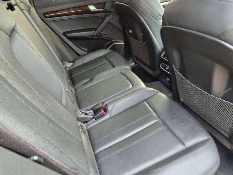 2018 Audi Q5 2.0T quattro Premium Plus