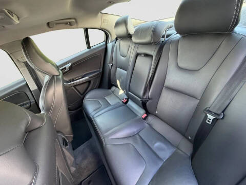 2017 Volvo S60 T5 Dynamic