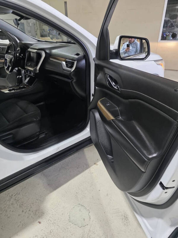 2019 GMC Acadia SLE-1