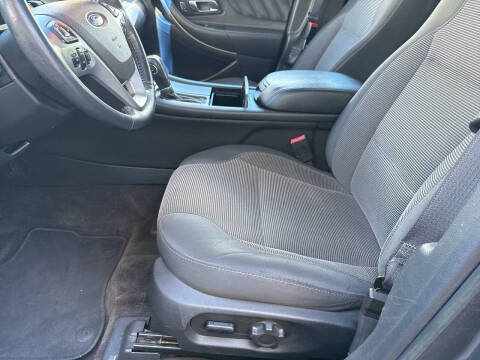 2013 Ford Taurus SEL