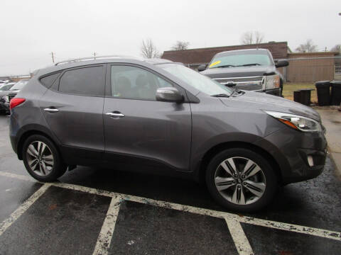 2014 Hyundai Tucson for sale at AUTO AND PARTS LOCATOR CO. in Carmel IN