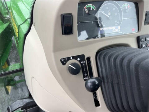 2023 John Deere 4044R