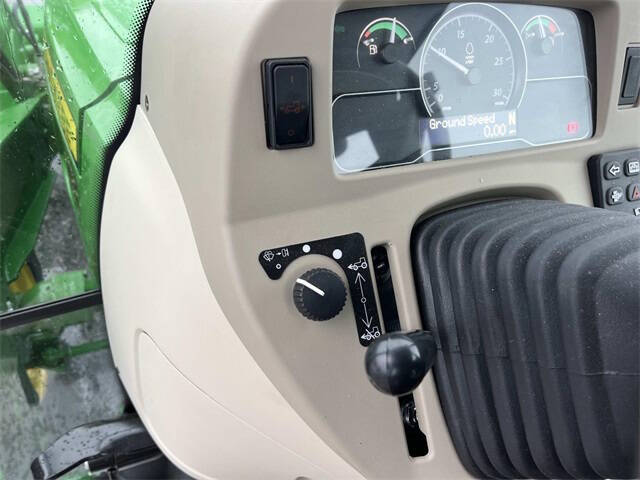 2023 John Deere 4044R