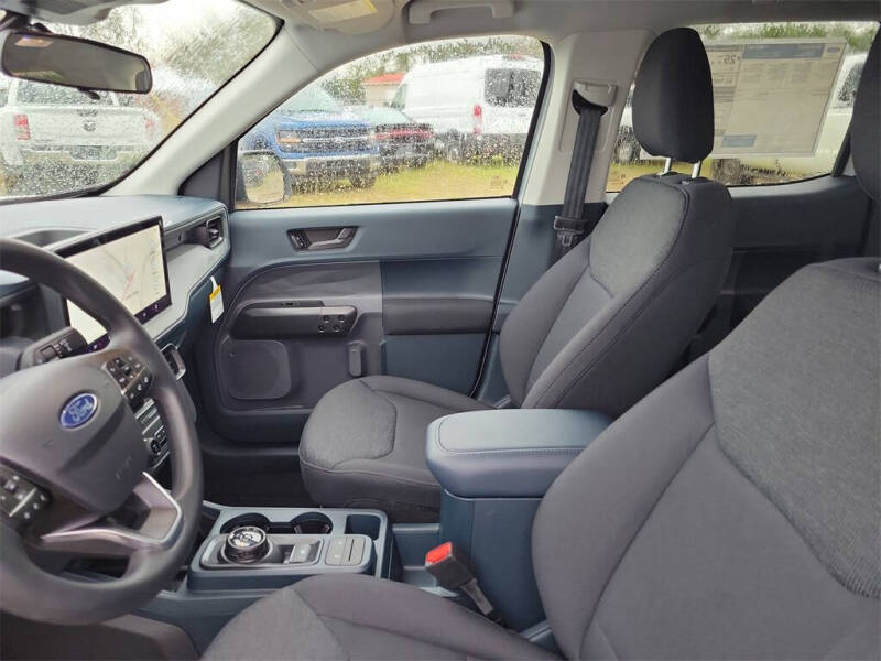 2025 Ford Maverick XL