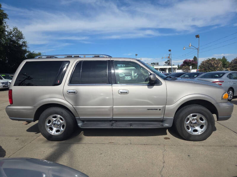 2000 Lincoln Navigator
