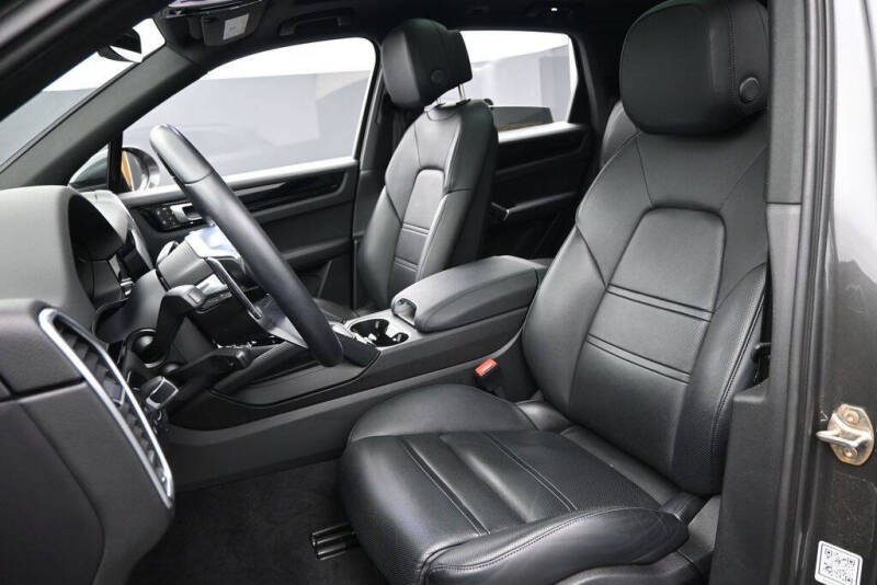 2023 Porsche Cayenne