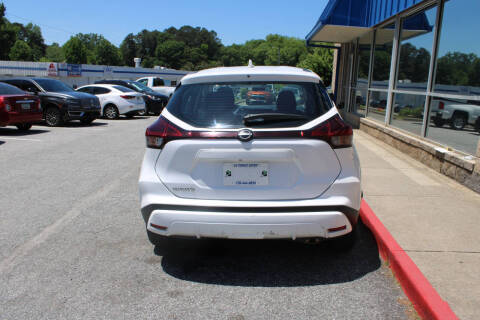 2023 Nissan Kicks S