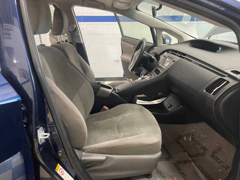2015 Toyota Prius Three