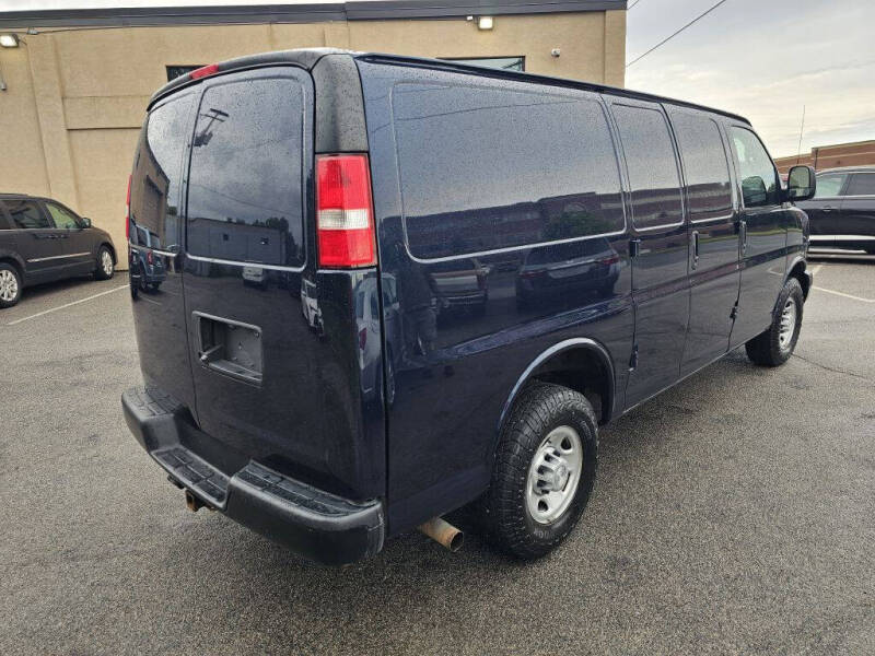2019 Chevrolet Express 2500