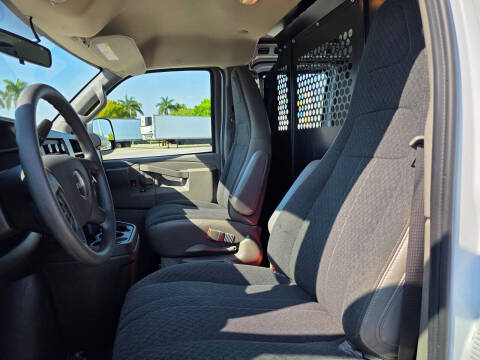 2024 GMC Savana 2500