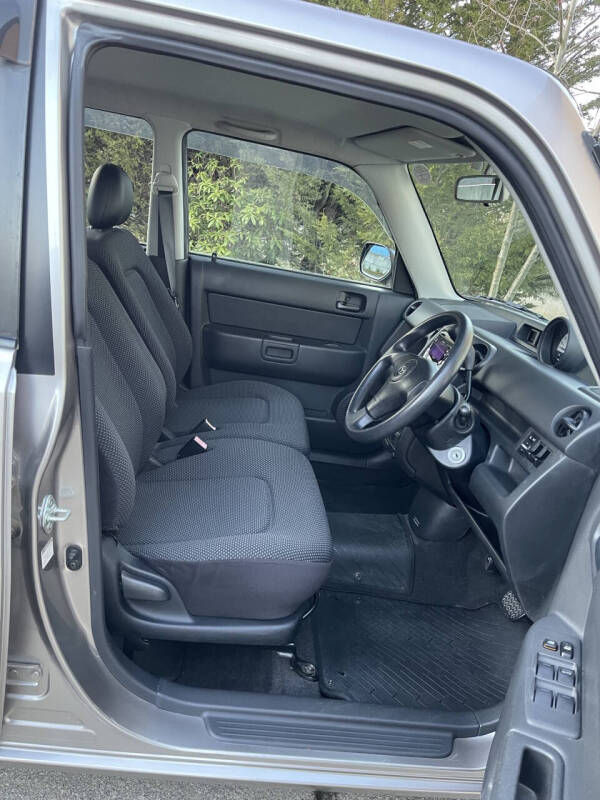 2000 Toyota BB