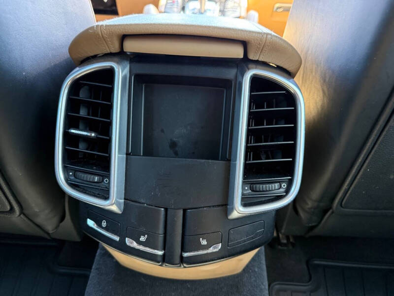2014 Porsche Cayenne
