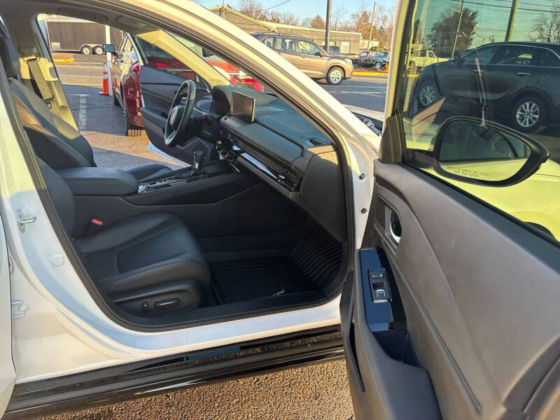 2025 Honda Accord Hybrid Touring