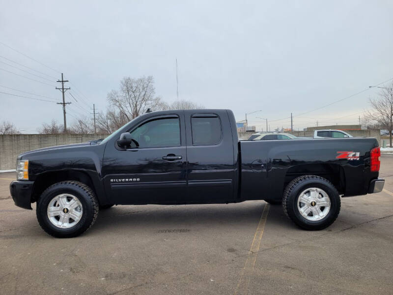 2012 Chevrolet Silverado 1500 for sale at Finish Line Auto Sales Inc. in Lapeer MI