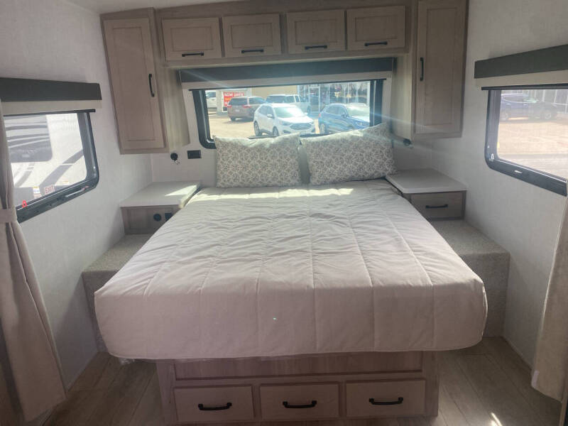 2025 Flagstaff MICROLITE 22FBS