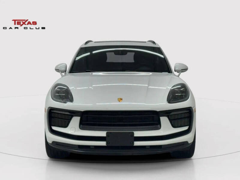 2022 Porsche Macan S