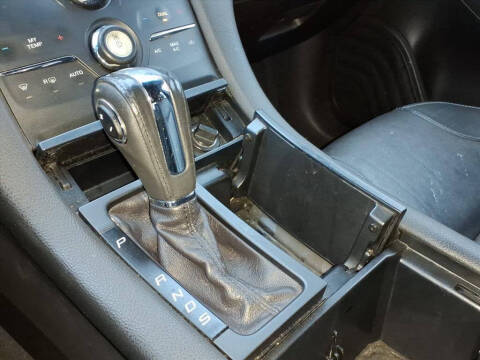 2015 Ford Taurus SEL