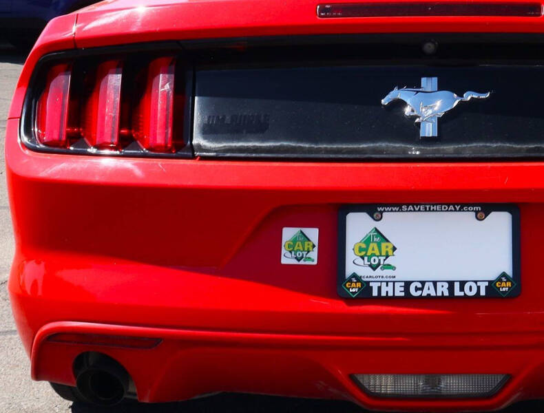 2015 Ford Mustang V6