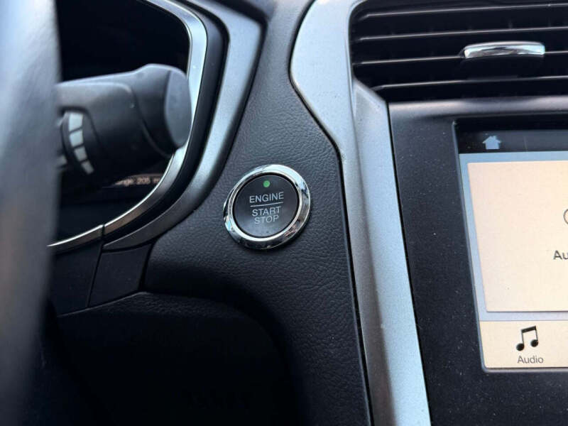 2018 Ford Fusion Hybrid SE