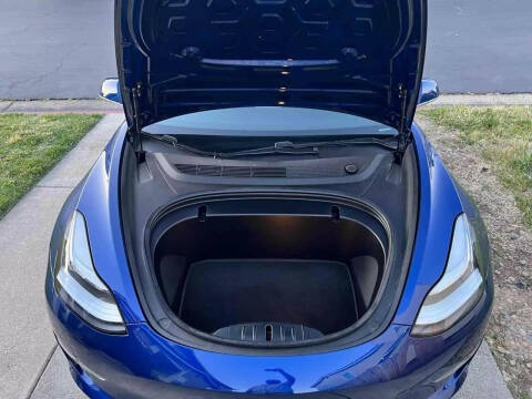 2020 Tesla Model 3 Long Range