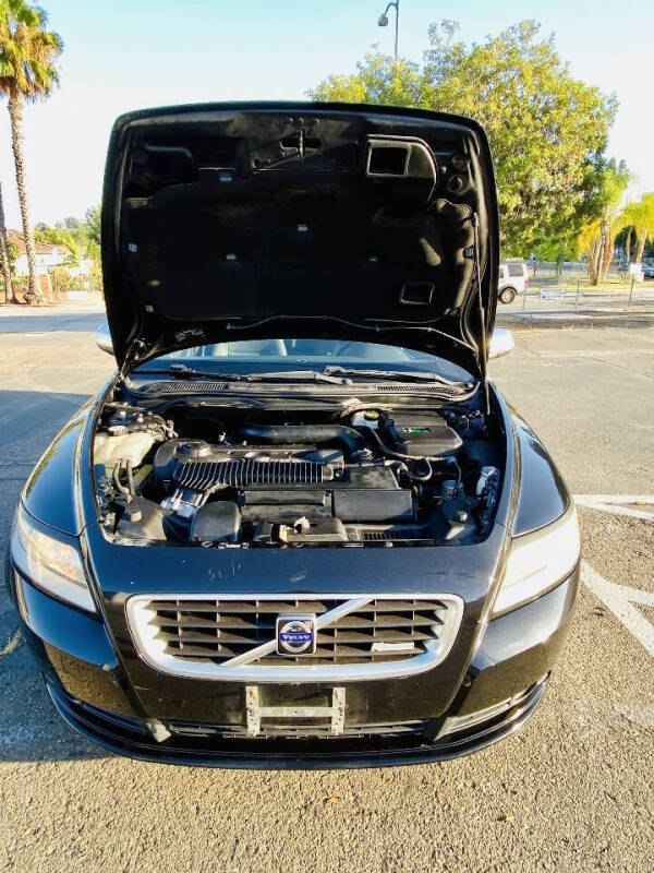 2010 Volvo S40 T5 R-Design