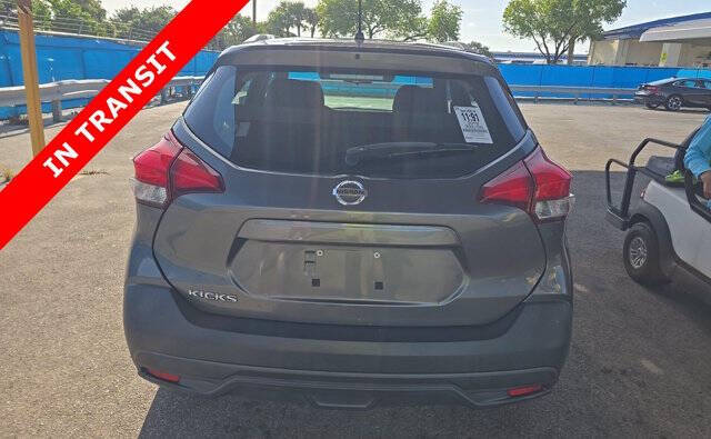 2019 Nissan Kicks S
