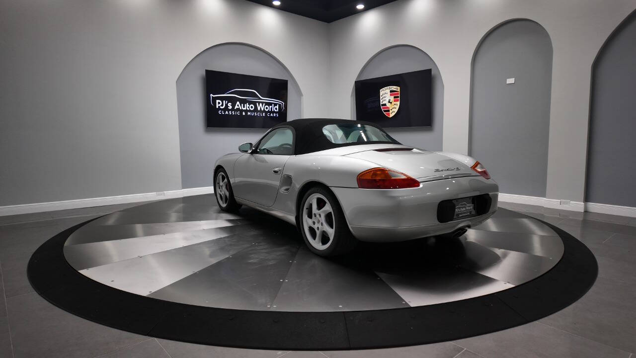 2001 Porsche Boxster 21