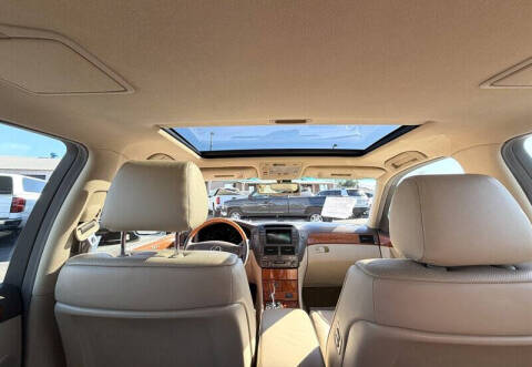 2004 Lexus LS 430