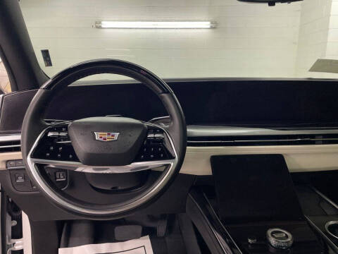 2025 Cadillac Escalade Sport