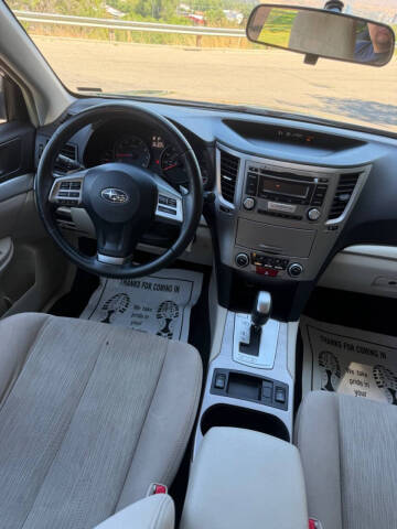2013 Subaru Outback 2.5i Premium