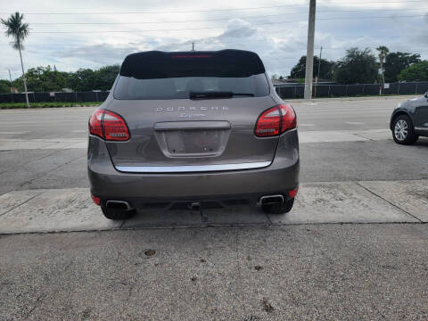 2011 Porsche Cayenne Tiptronic