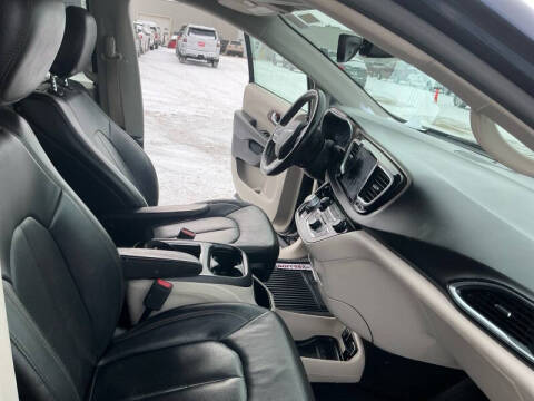 2019 Chrysler Pacifica Touring L Plus