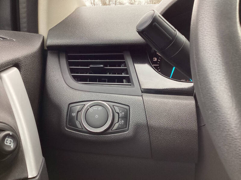 2014 Ford Edge SE
