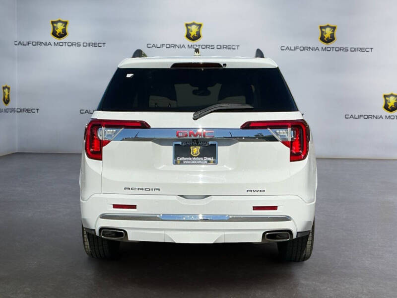 2023 GMC Acadia Denali