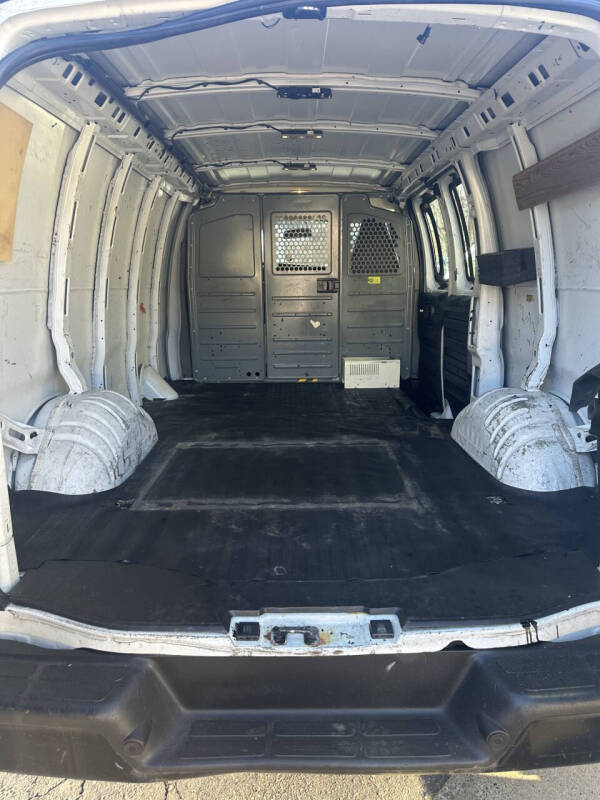 2017 Chevrolet Express 2500