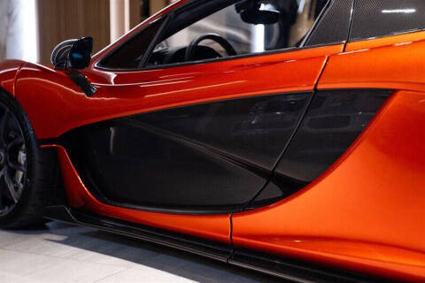 2014 McLaren P1