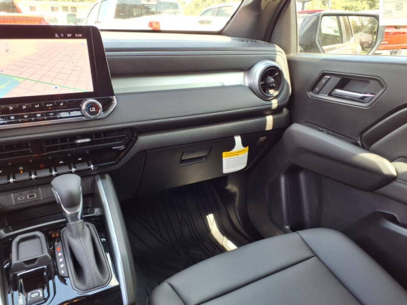 2025 Chevrolet Colorado LT