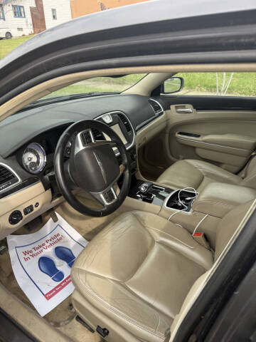 2013 Chrysler 300