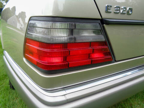 1995 Mercedes-Benz E-Class E 320