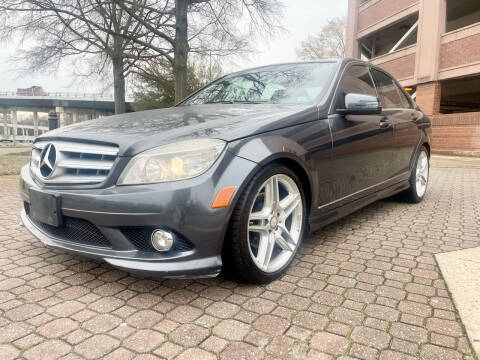 2010 Mercedes-Benz 300-Class