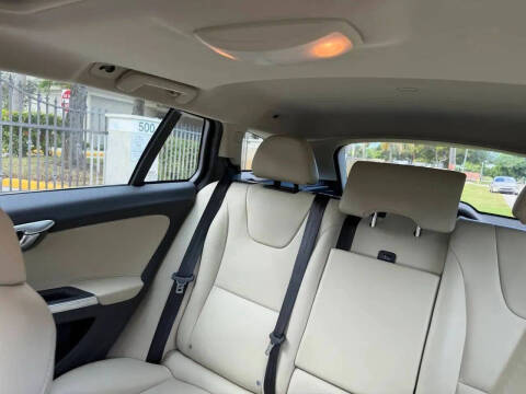 2017 Volvo V60 T5 Premier