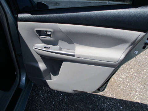 2015 Toyota Prius v Three
