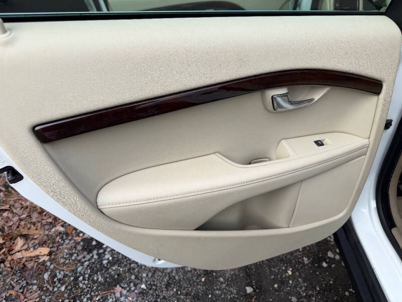 2013 Volvo XC70 T6 Premier Plus
