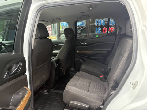 2018 GMC Acadia SLE-2